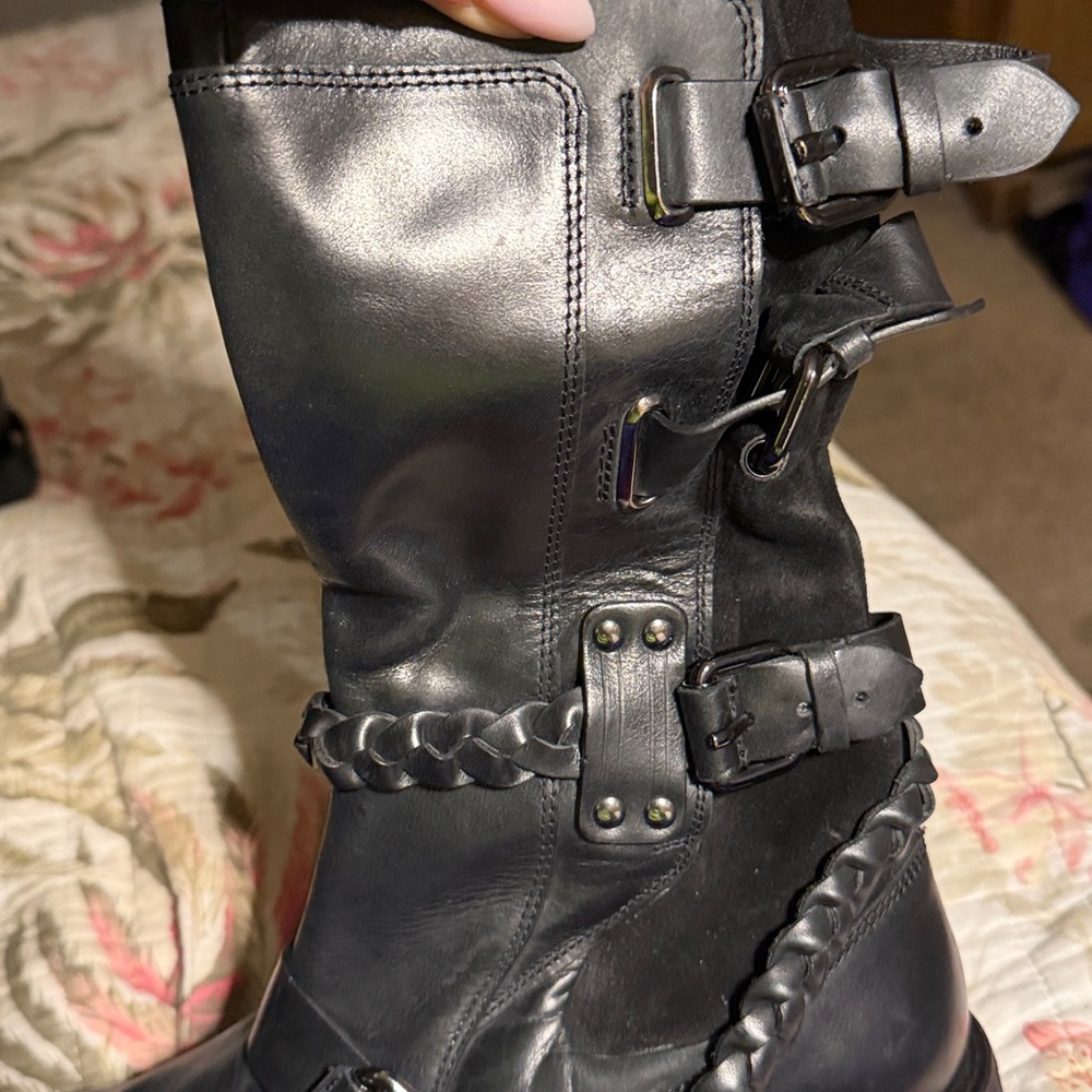 Free People Billie Buckle Boots Size 7. - Picture 3 of 11